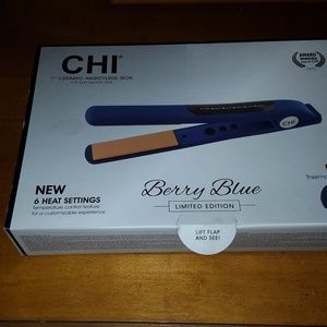 Chi LIMITED EDITION hair straightener berry blue.